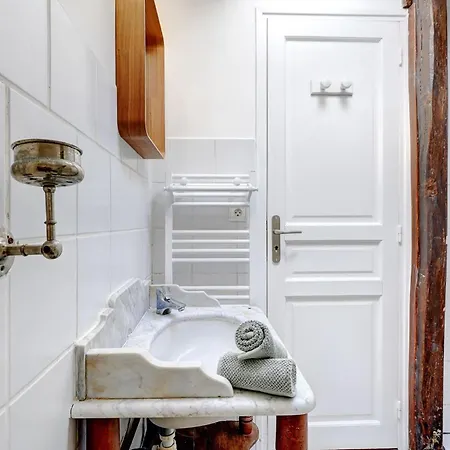 Bnbnova - 1br - Pantheon & Notre-dame - Latin Quarter Apartment *